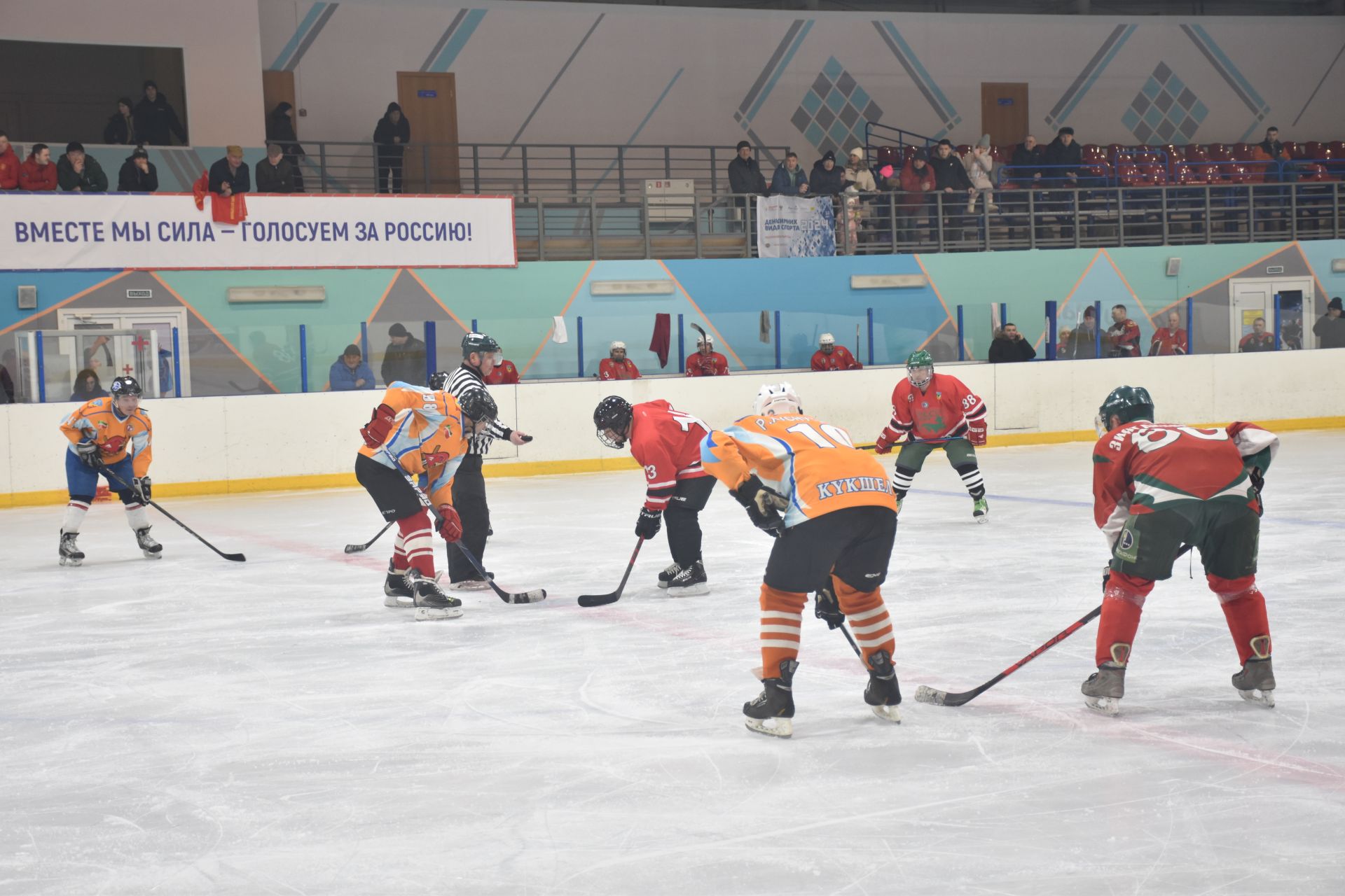 В Кукморе прошел турнир по хоккею памяти Ильмира Кашапова, погибшего в СВО