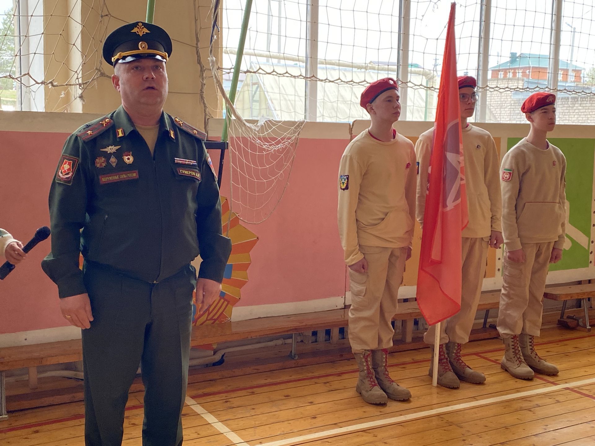 В Кукморе более 200 учеников состязались в военно-патриотической игре «Зарница»
