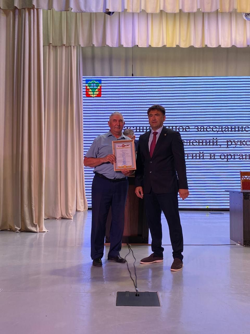 Жителей Кукморского района наградили на расширенной планерке