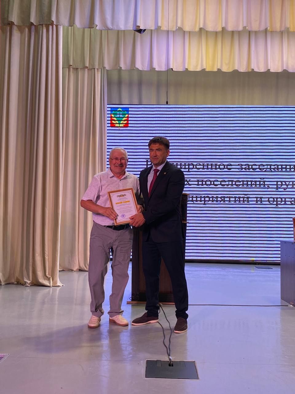 Жителей Кукморского района наградили на расширенной планерке