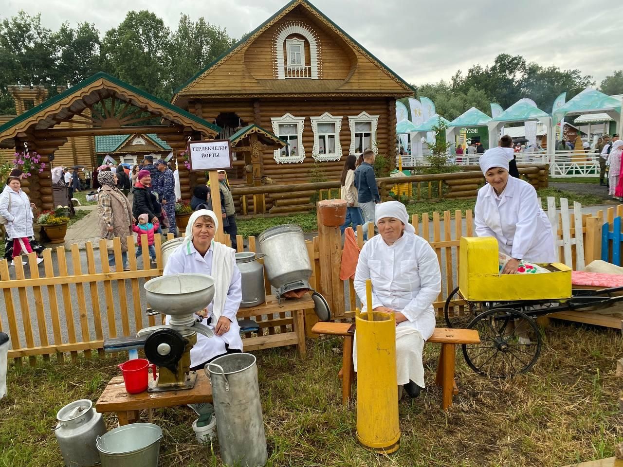 Кукморяне представили подворье на Сабантуе в Казани – фоторепортаж