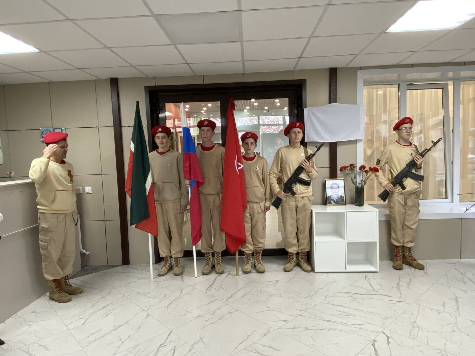 Кукмарада Геройның исеме мәңгеләштерелде