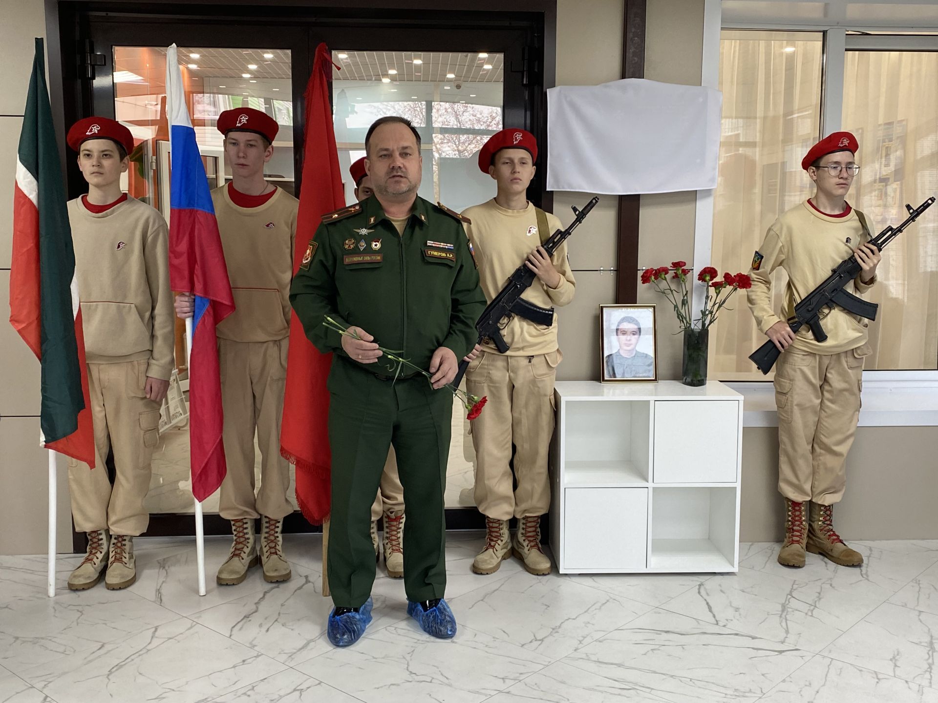 Кукмарада Геройның исеме мәңгеләштерелде