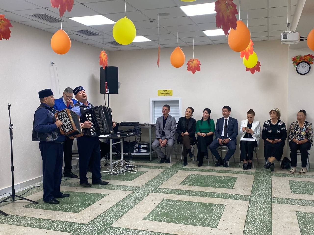Кукмаралылар Лесхозда урнашкан картлар йортында булдылар