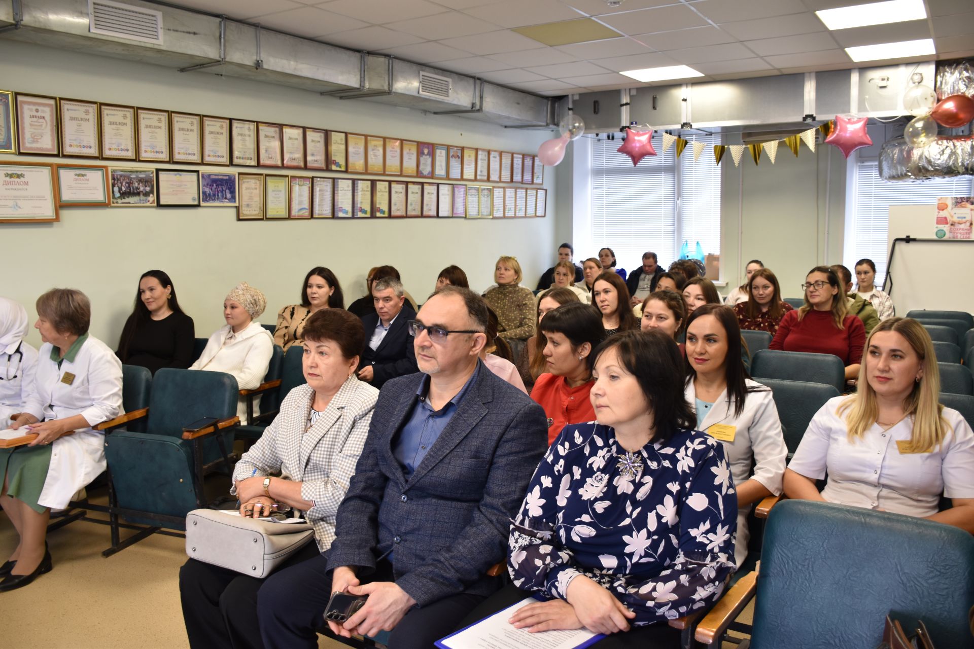 Кукмарада Йөкле хатын-кызлар көне уңаеннан күркәм чара узды