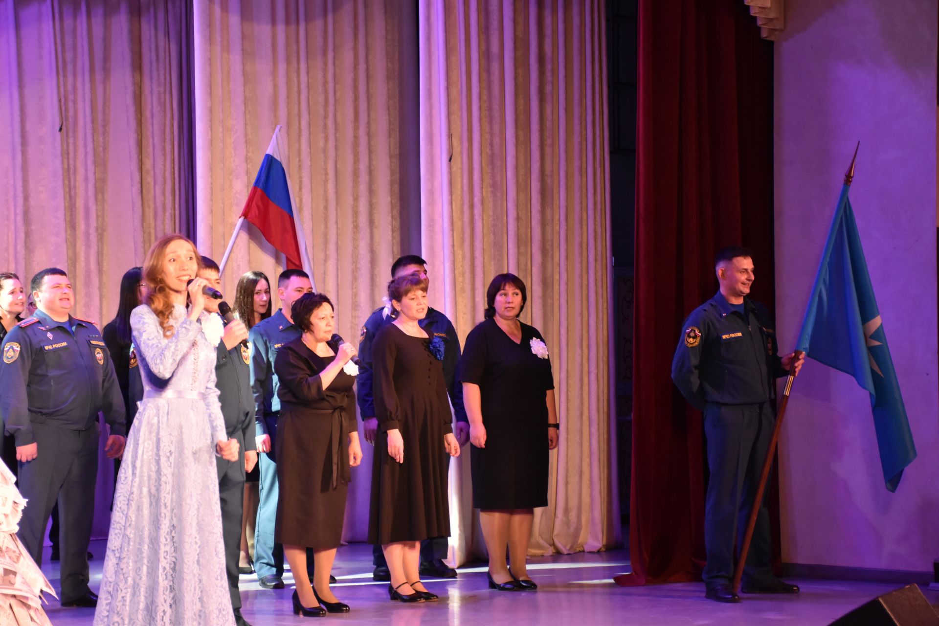 «За СВОих»: Кукморский фестиваль показал таланты журналистов, пожарных и газовиков