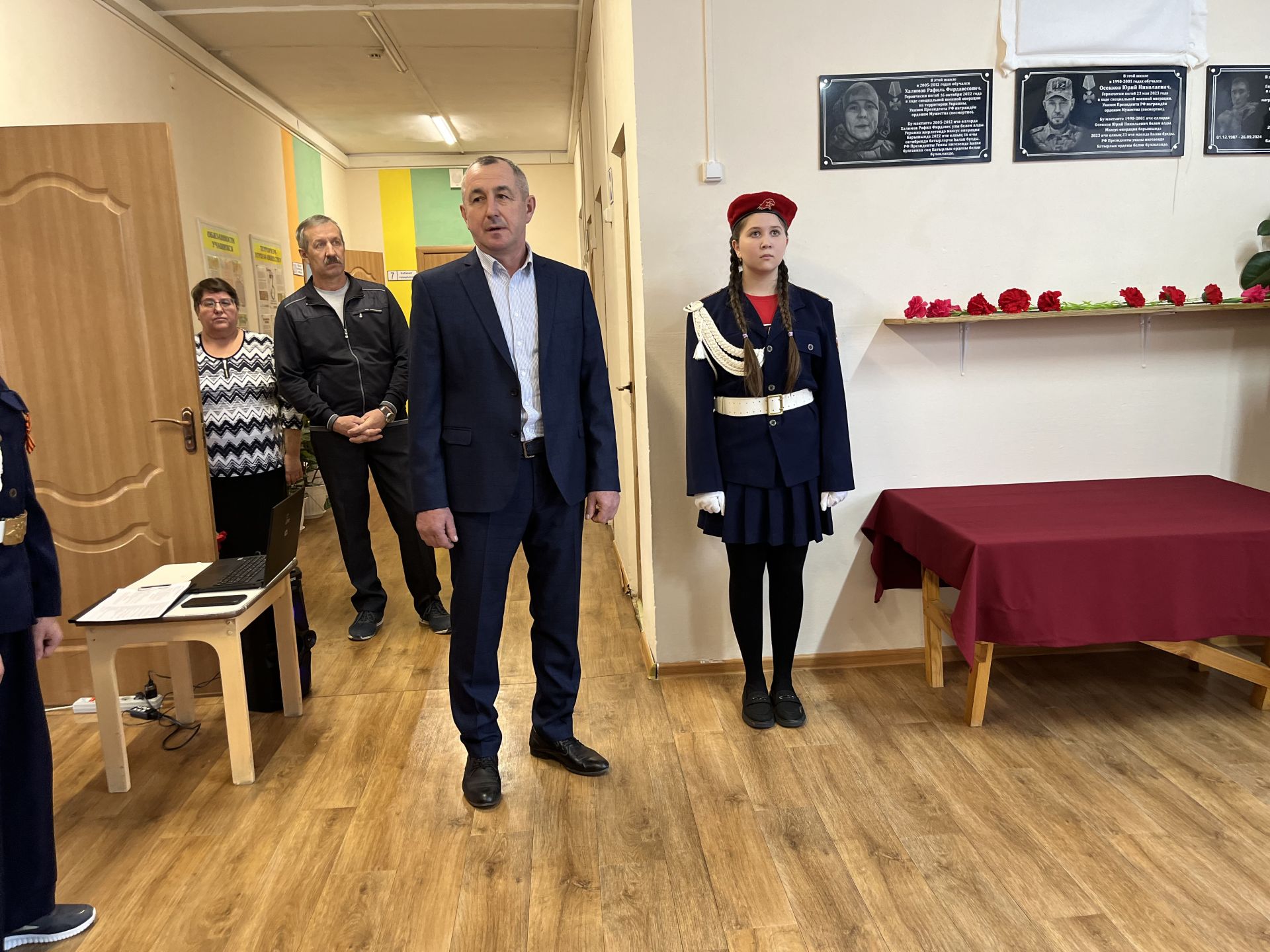 Кукмара районында мемориаль такталар ачылды, Җиңү паркында митинг узды