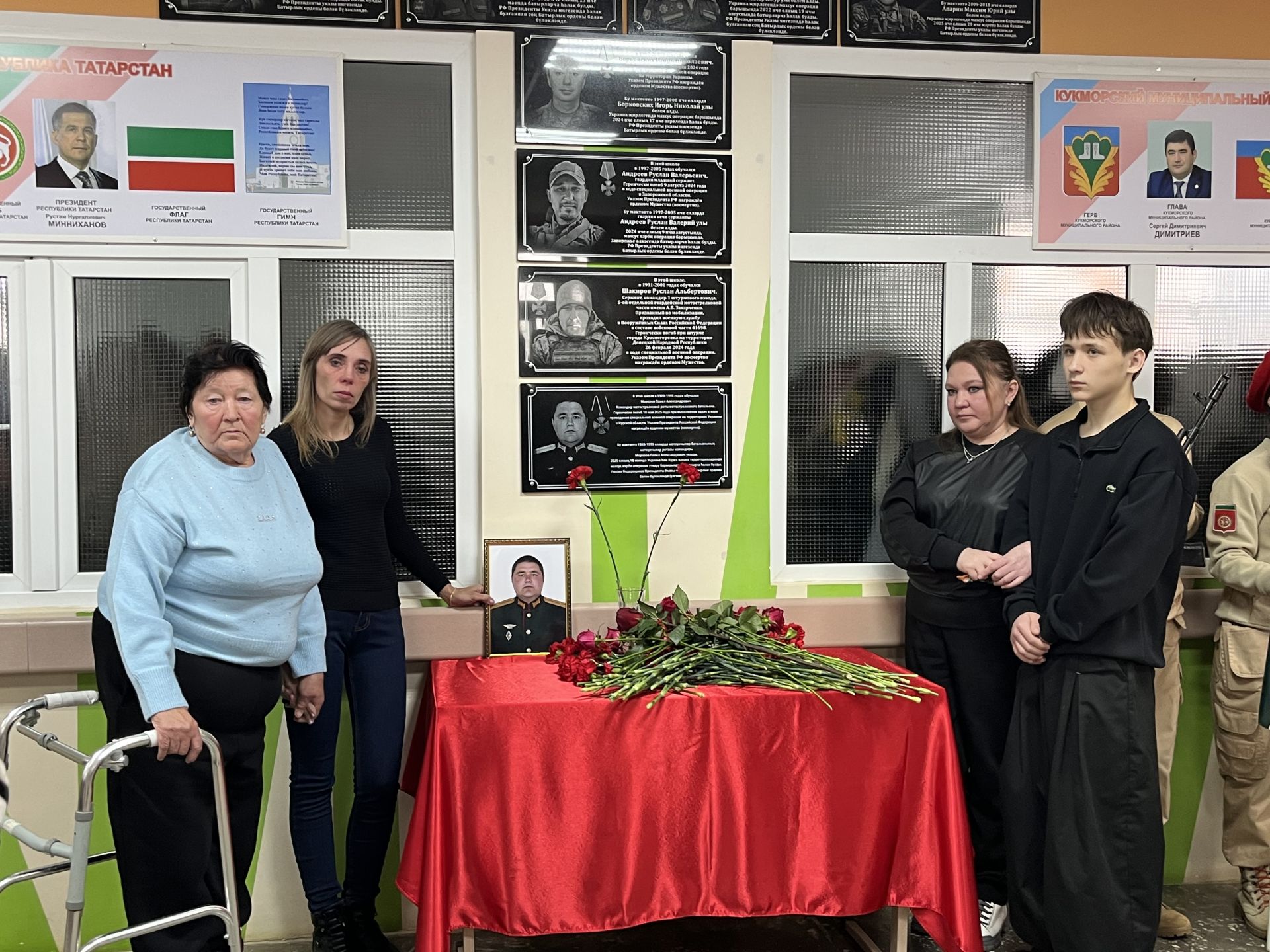 Кукмара районында мемориаль такталар ачылды, Җиңү паркында митинг узды
