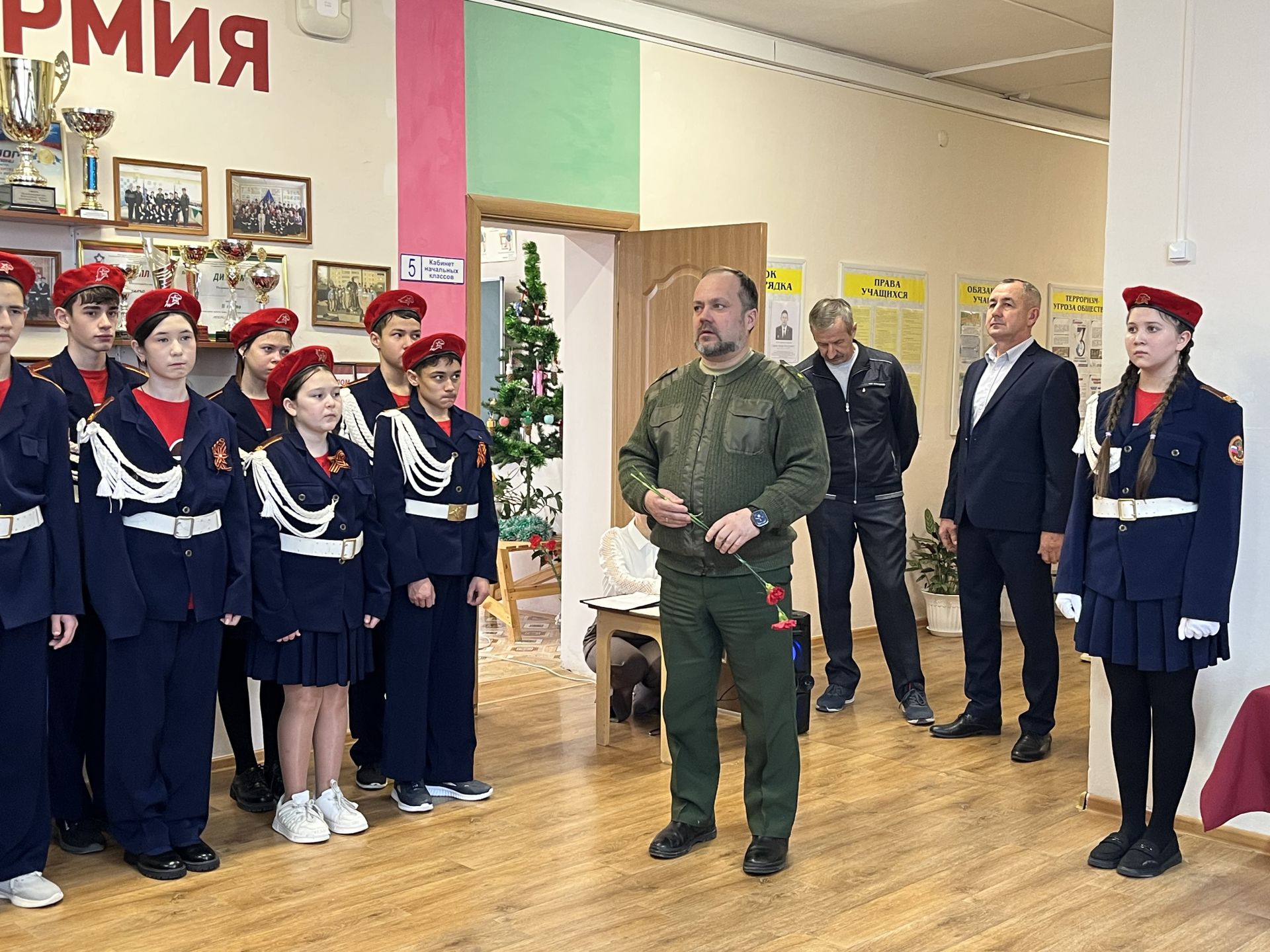Кукмара районында мемориаль такталар ачылды, Җиңү паркында митинг узды