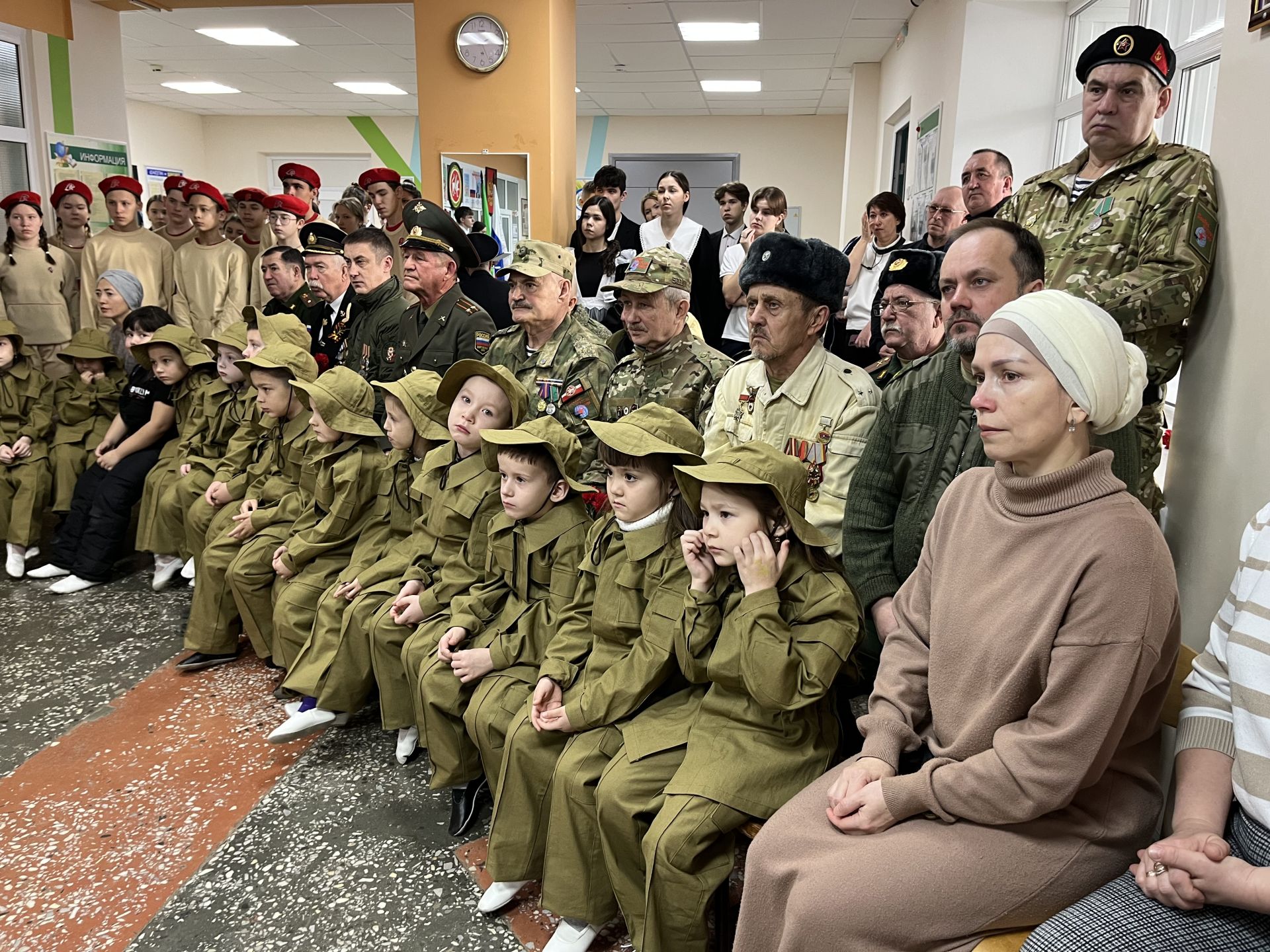 Кукмара районында мемориаль такталар ачылды, Җиңү паркында митинг узды
