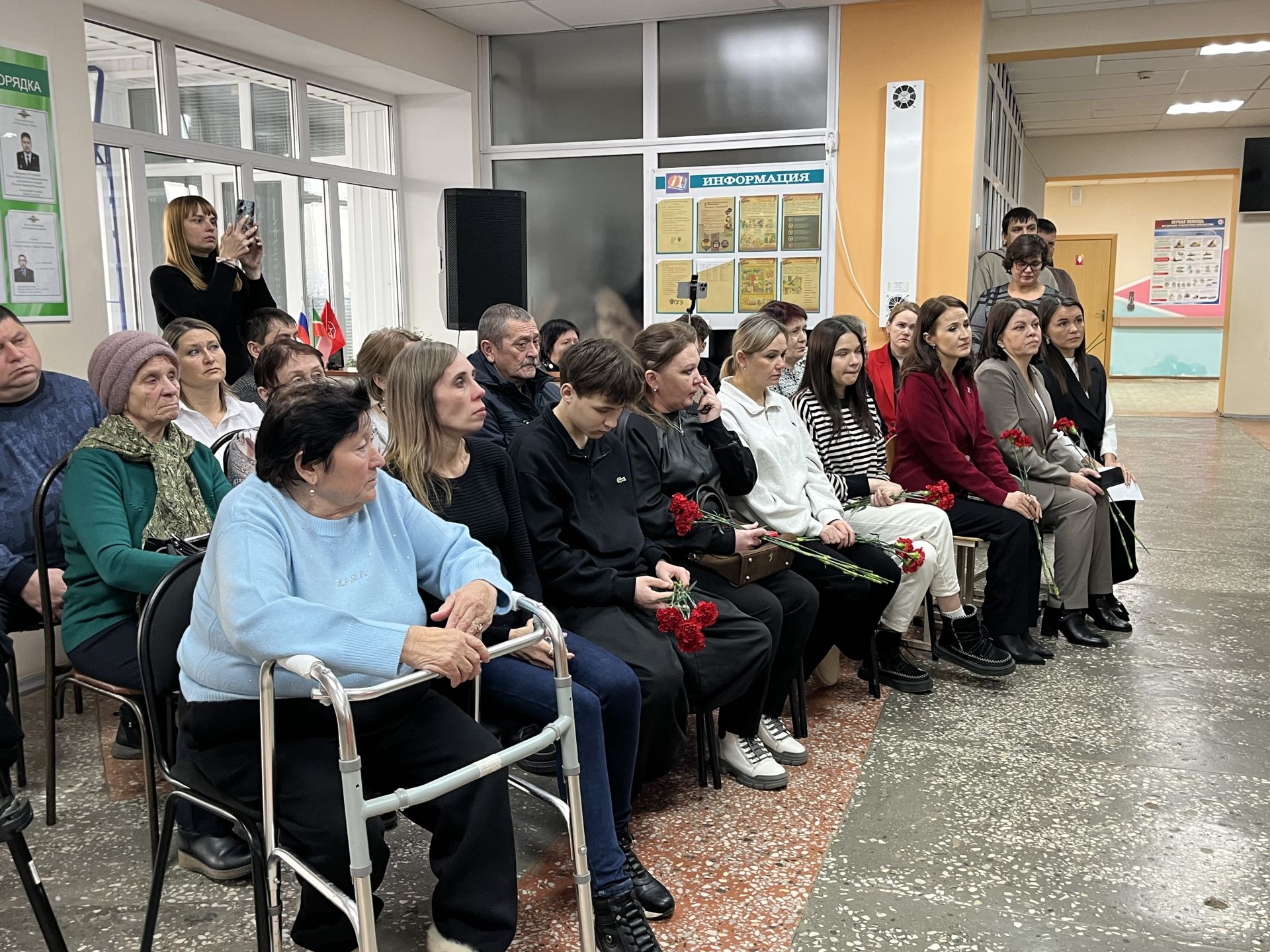 Кукмара районында мемориаль такталар ачылды, Җиңү паркында митинг узды