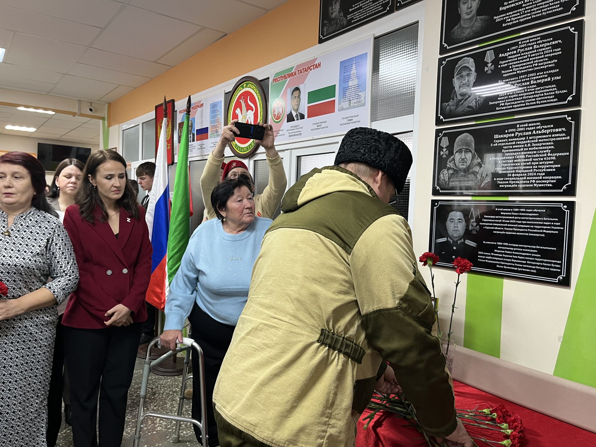 Кукмара районында мемориаль такталар ачылды, Җиңү паркында митинг узды