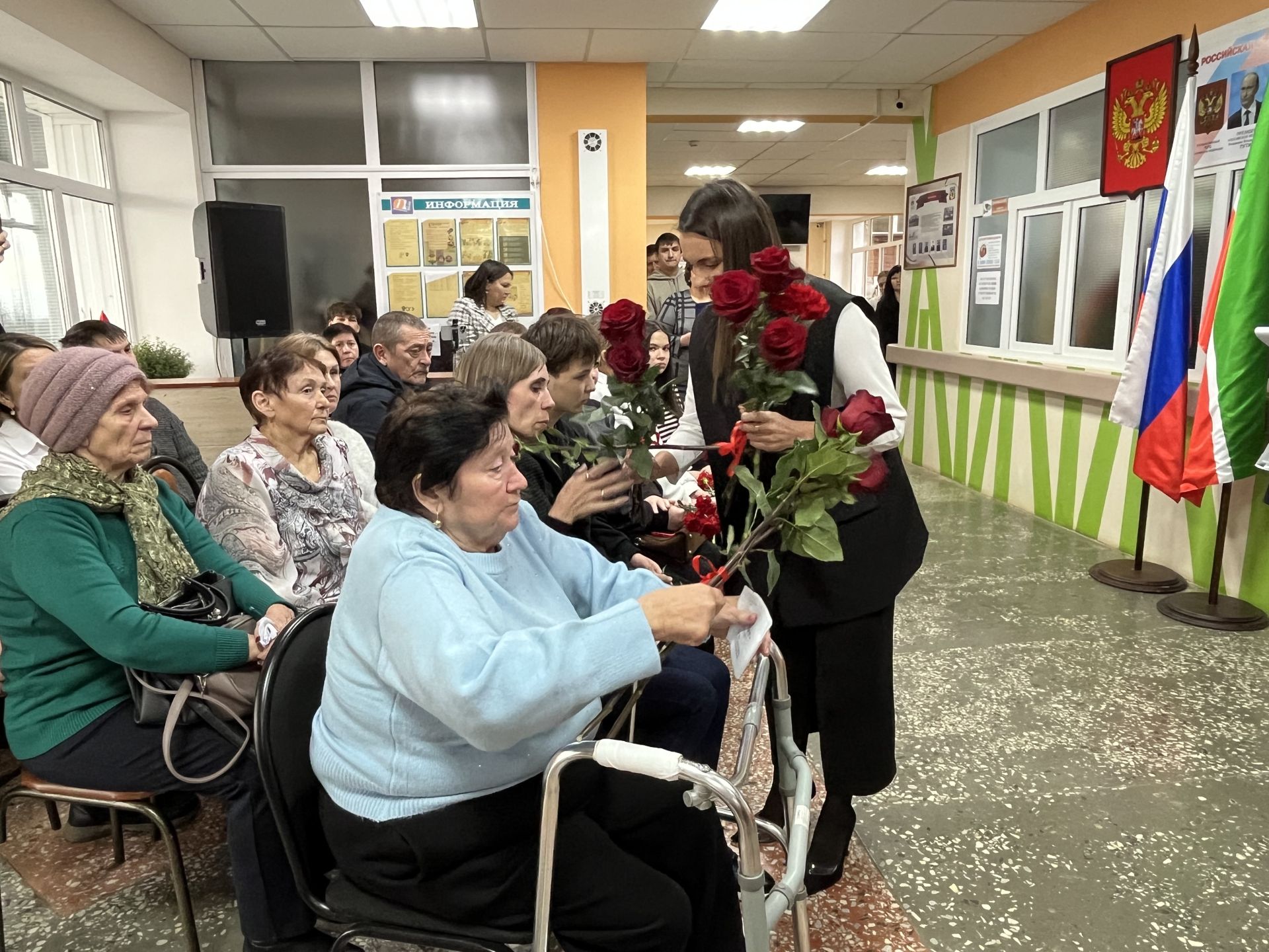 Кукмара районында мемориаль такталар ачылды, Җиңү паркында митинг узды