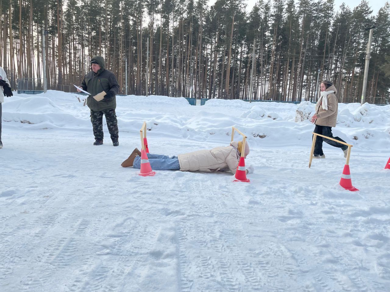 Лубянда студентлар һәм мәктәп укучылары хәрби-гамәли спорт төрләре буенча ярышты