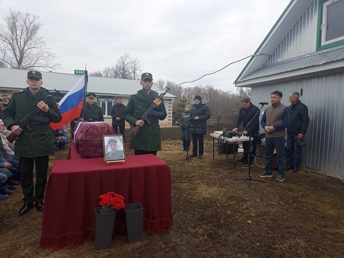 Кукмара районыннан Марат Рәхимҗанов илебез тынычлыгы өчен көрәште