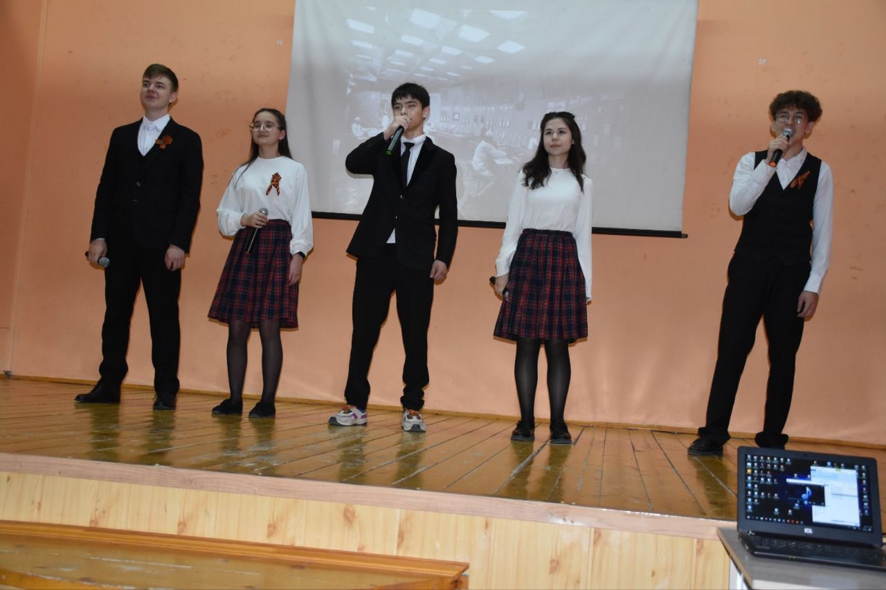 Кукмара 4нче урта мәктәбендә радиация һәлакәте корбаннарын искә алдылар
