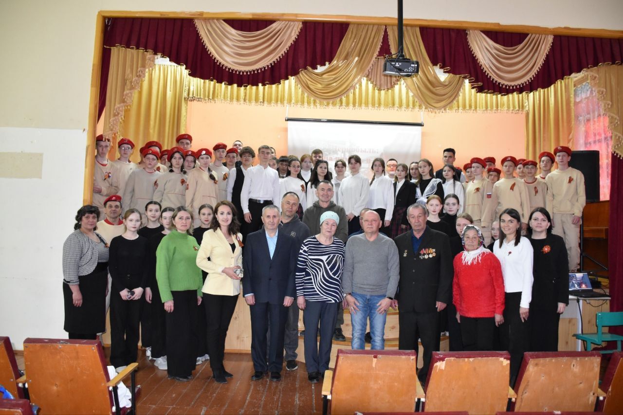 Кукмара 4нче урта мәктәбендә радиация һәлакәте корбаннарын искә алдылар
