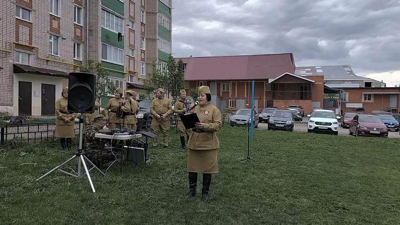Память, музыка и единство: В Кукморе прошли торжества в честь 80-летия Победы (фоторепортаж)