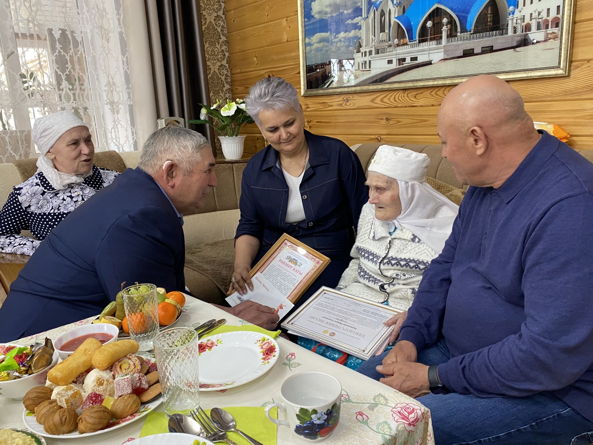 Жительница села Балыклы Кукморского района Равиля Мусина отметила 95-летний юбилей