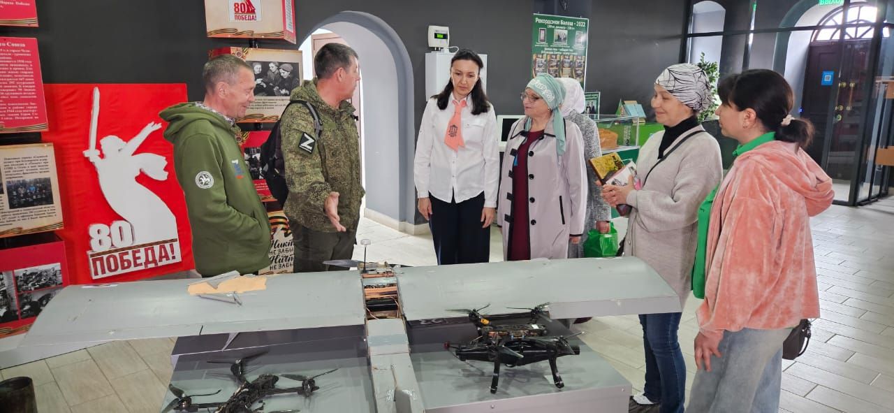 В Кукморском краеведческом музее подвели итоги конкурса «Воевали наши деды» и акции «Дни дарений»