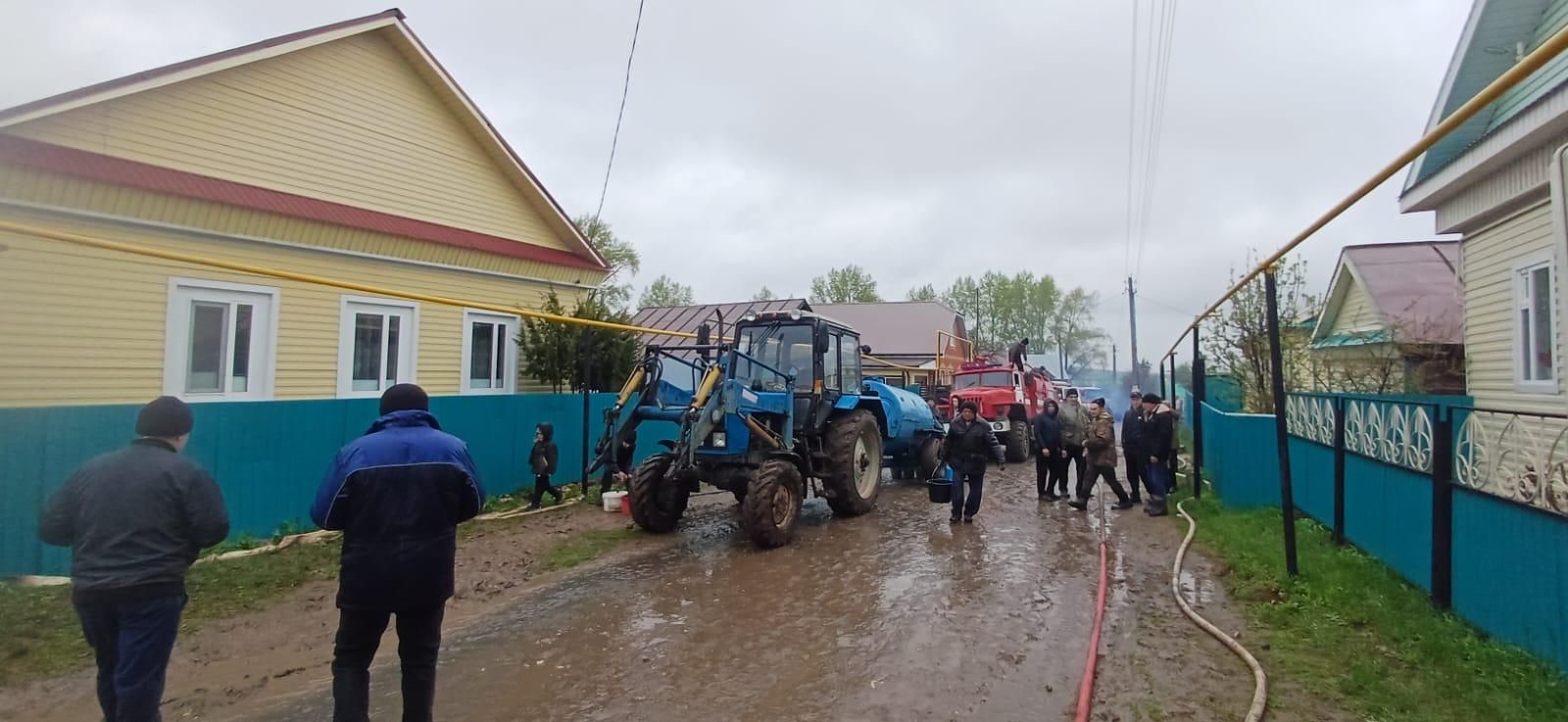 Кукмара районында бер йорт янган, икенчесенә дә зыян килгән
