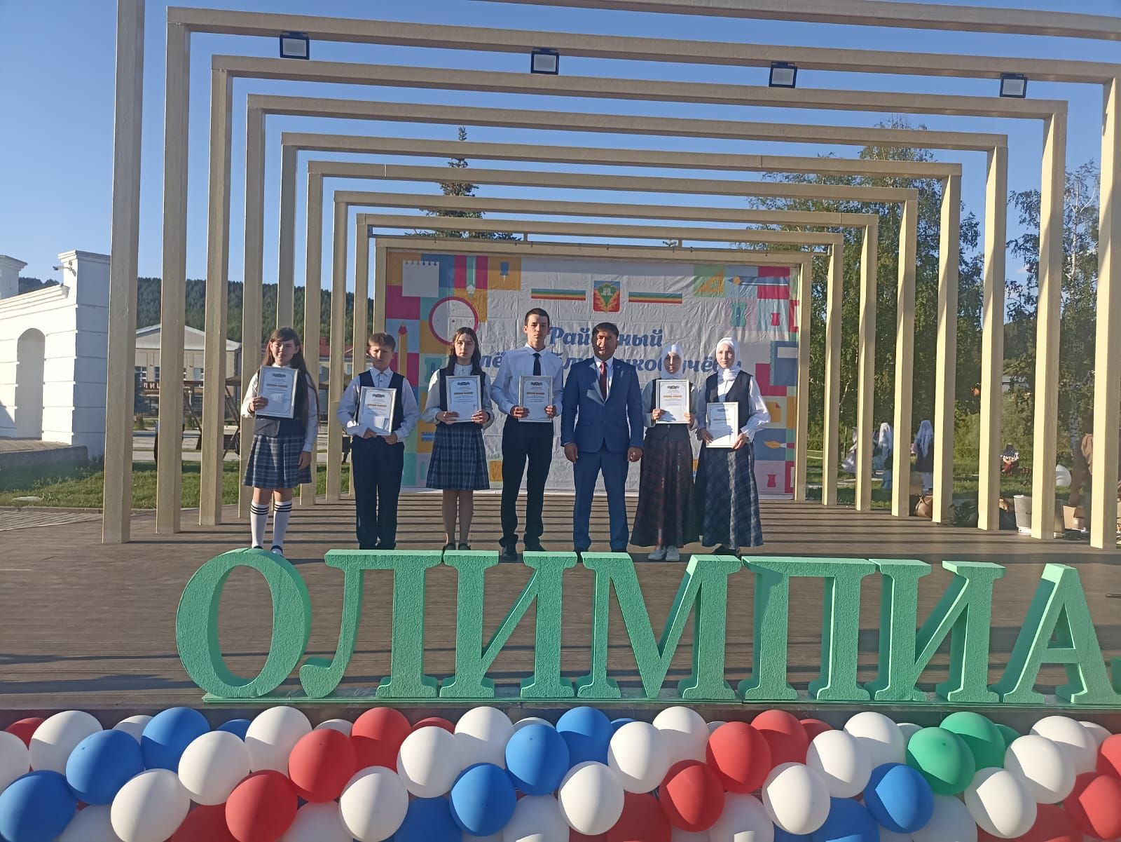 В Кукморе чествовали отличников учебы