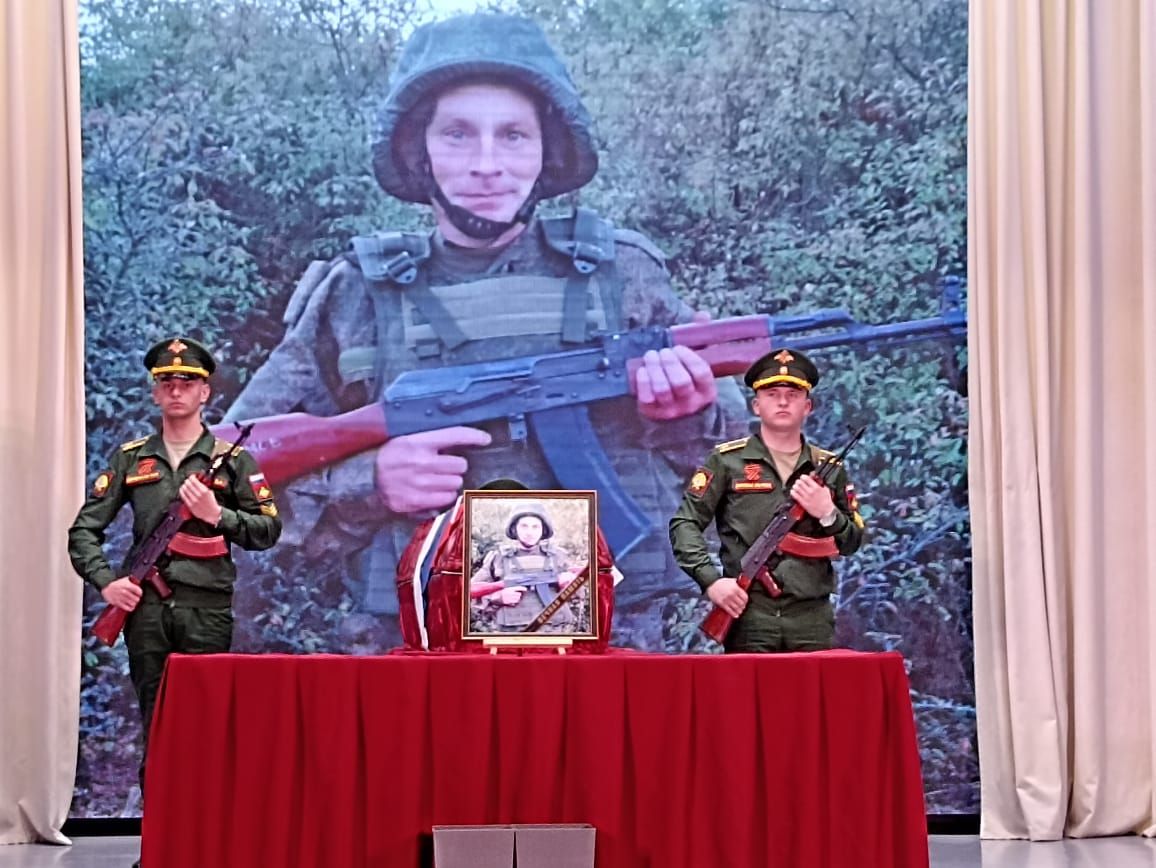 Кукмара районыннан хәрби Дмитрий Ильин илебез иминлеге өчен көрәште