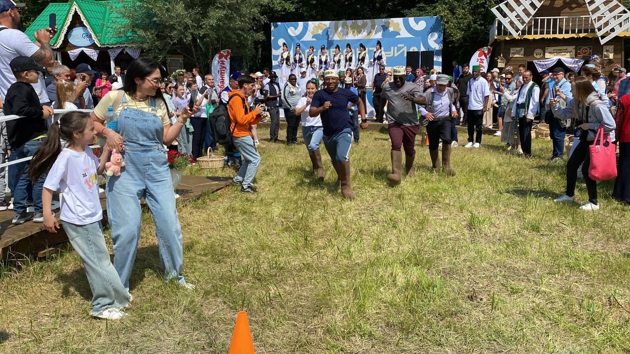 Кукморяне представили подворье на Сабантуе в Казани – фоторепортаж