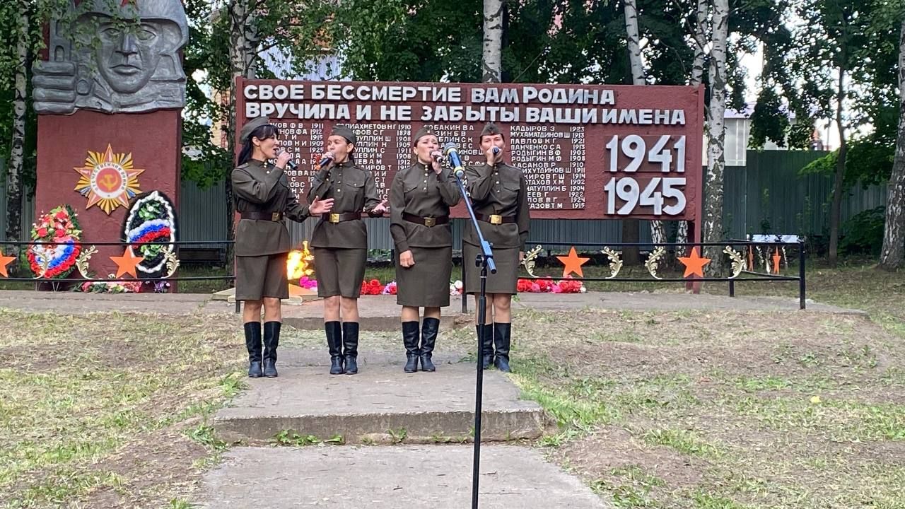 Кукмаралылар хәтер шәмнәре кабызды