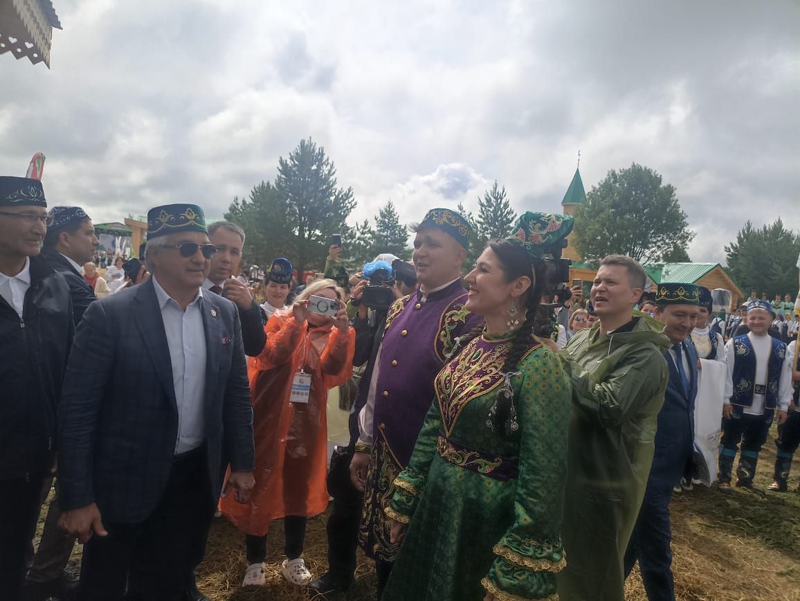 Бөтенроссия авыл Сабантуенда Татарстан ишегалдын Кукмара районы тәкъдим итте