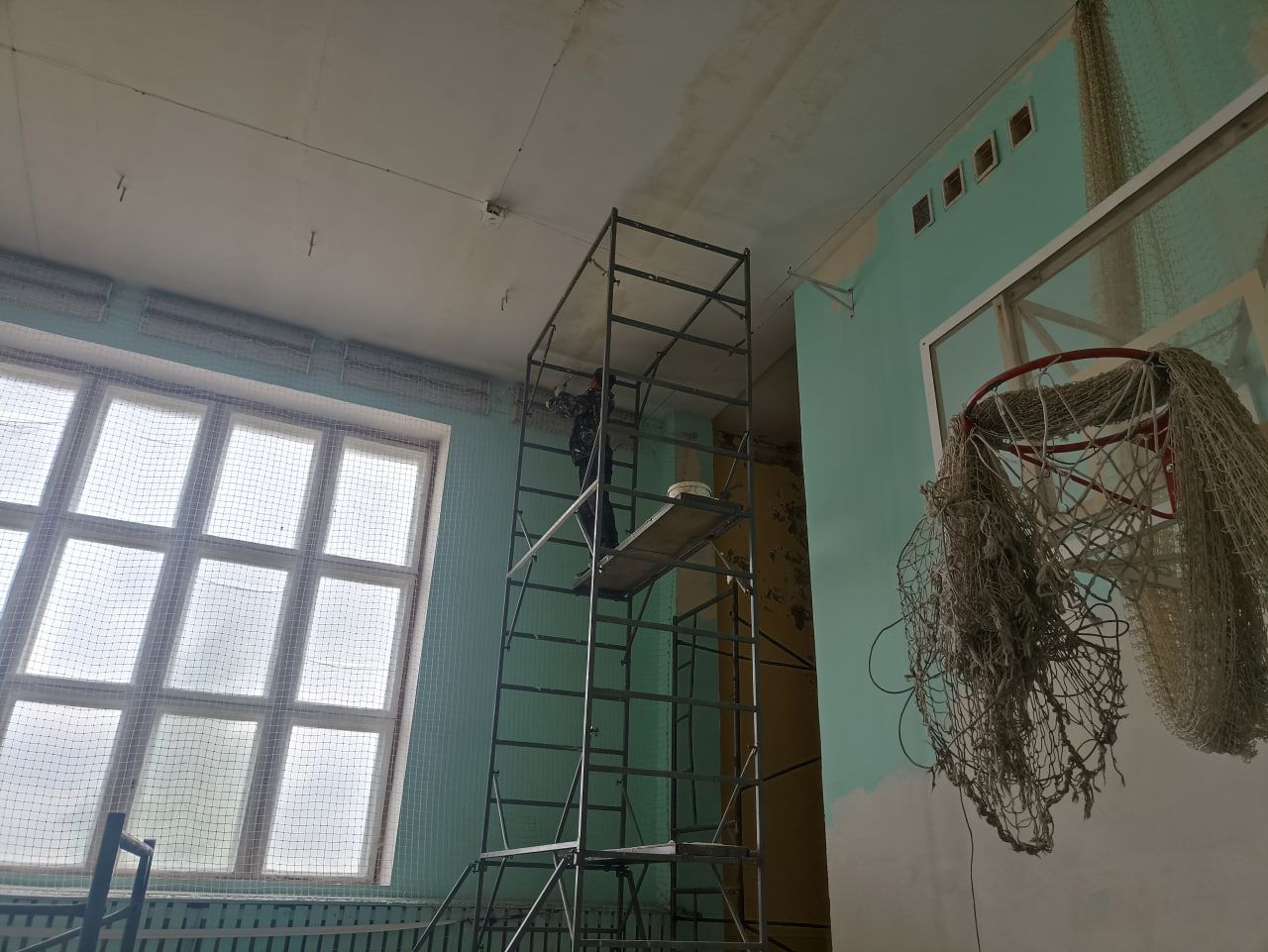 Манзарас урта мәктәбендә азык-төлек блогы, спорт залы яңартыла, түбә алыштырыла