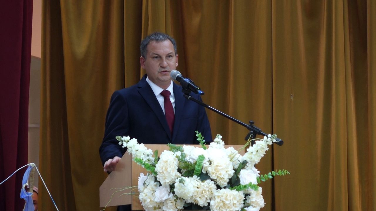 В Кукморе прошел выпускной бал
