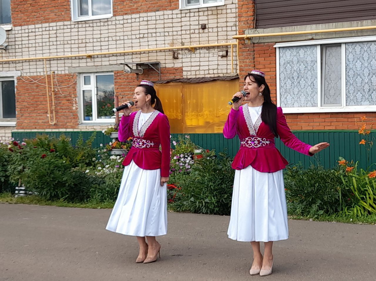 «Лето в Татарстане»: в Кукморе провели праздник двора