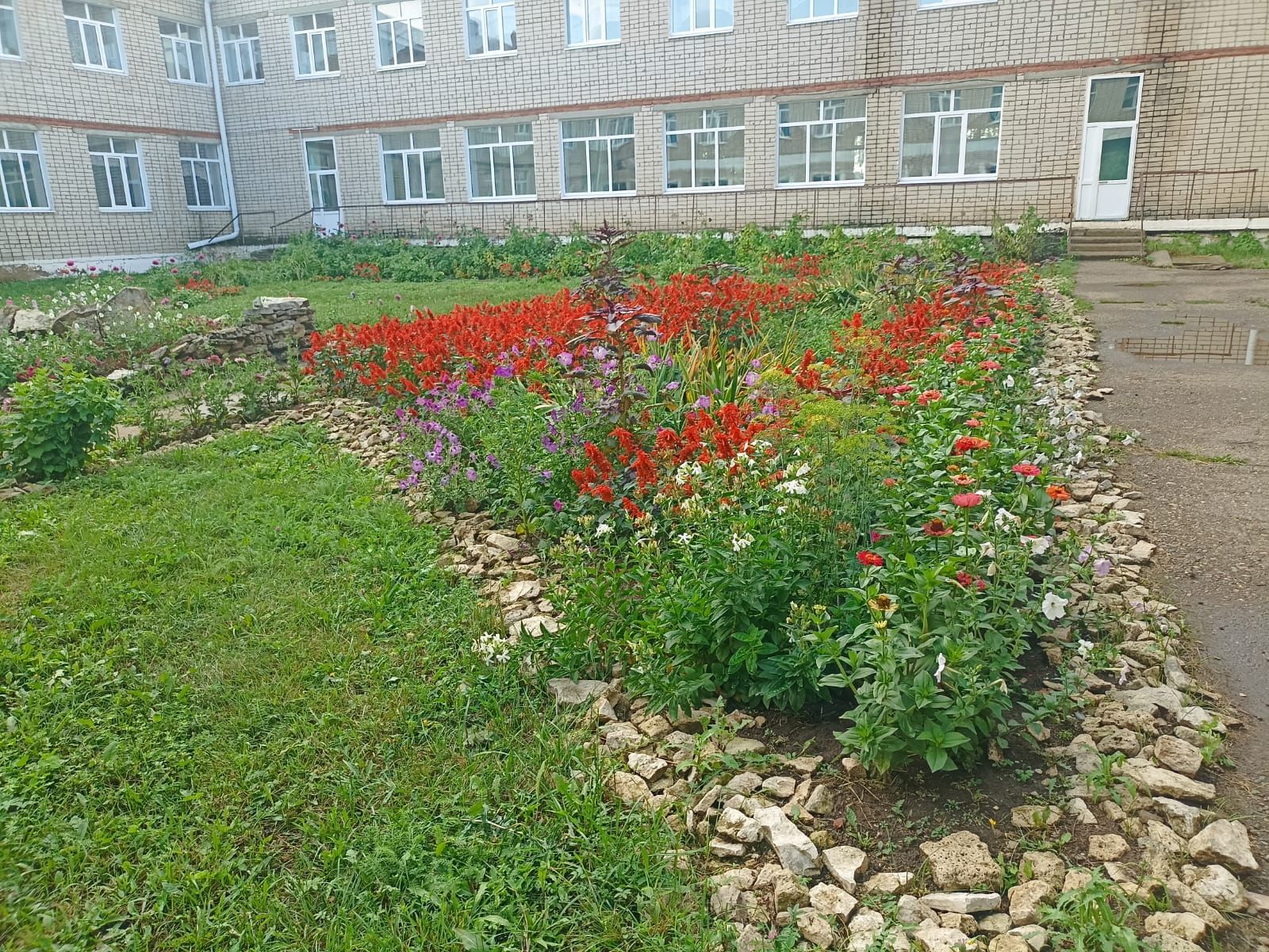 Кукмара районында мәгариф учреждениеләренең яңа уку елына әзерлеге тикшерелә