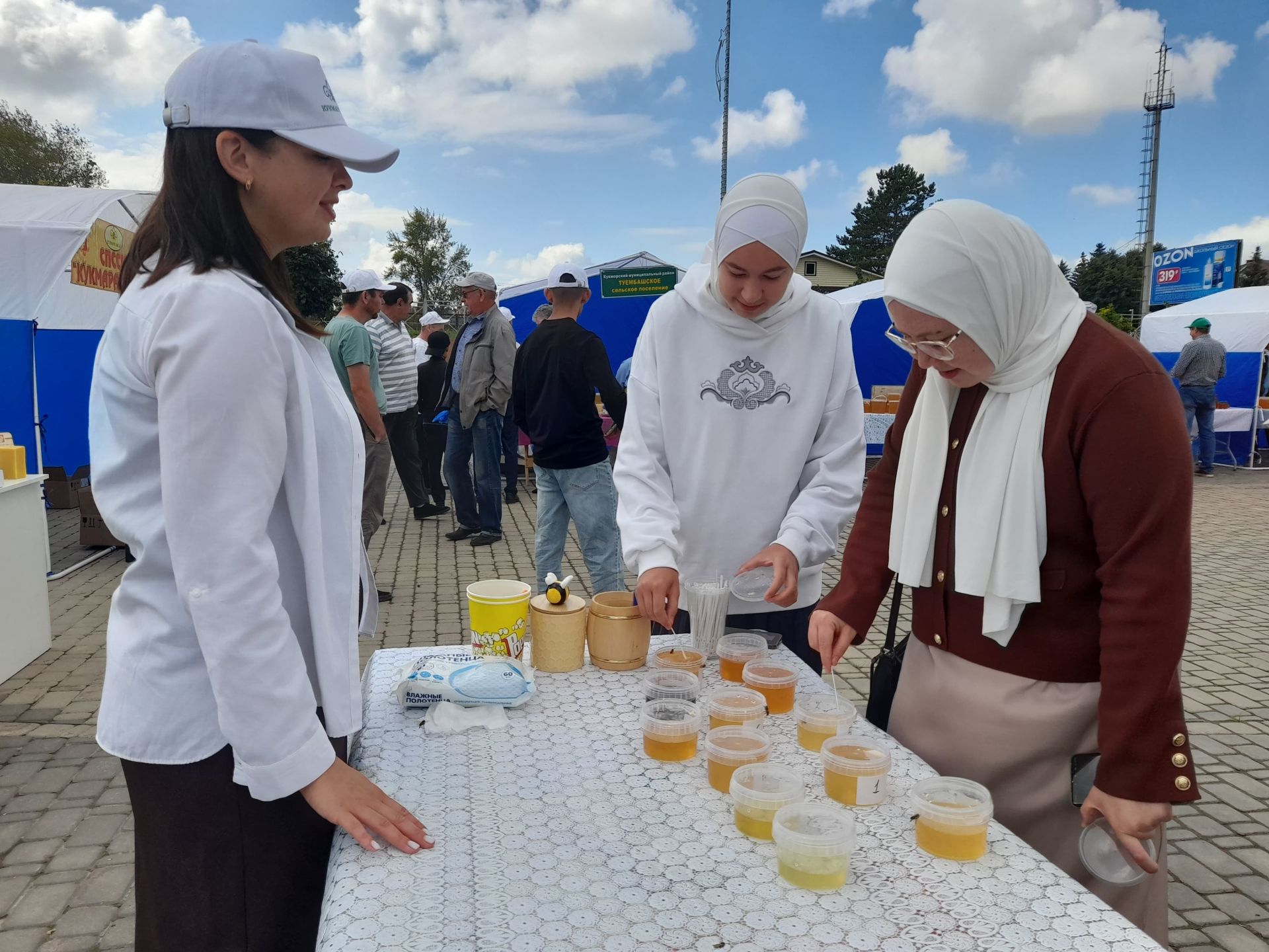 В Кукморе прошел районный праздник русской культуры трех спасов: яблочный, медовый и ореховый