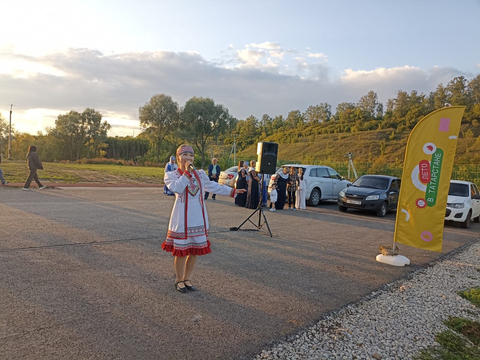 Туеш стадионында «Кичке уен» гөрләде