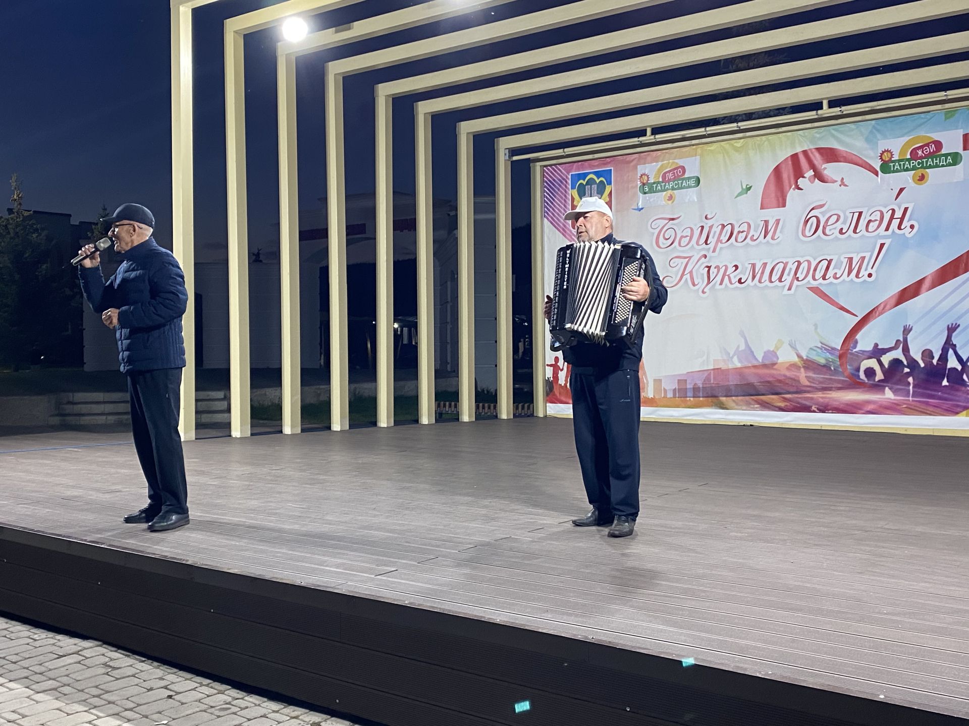 «Лето в Татарстане»: на Комсомольской площади Кукмора прошел концерт