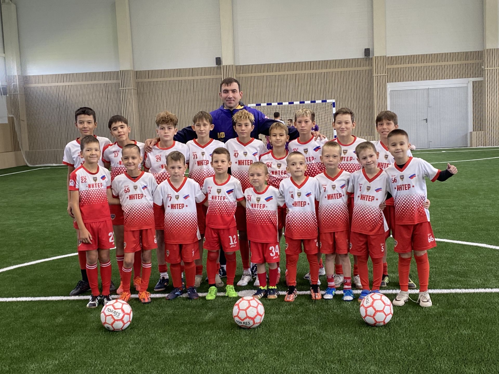Спортка яңа сулыш:  Кукмарада  ачык футбол манежы кулланышка тапшырылды