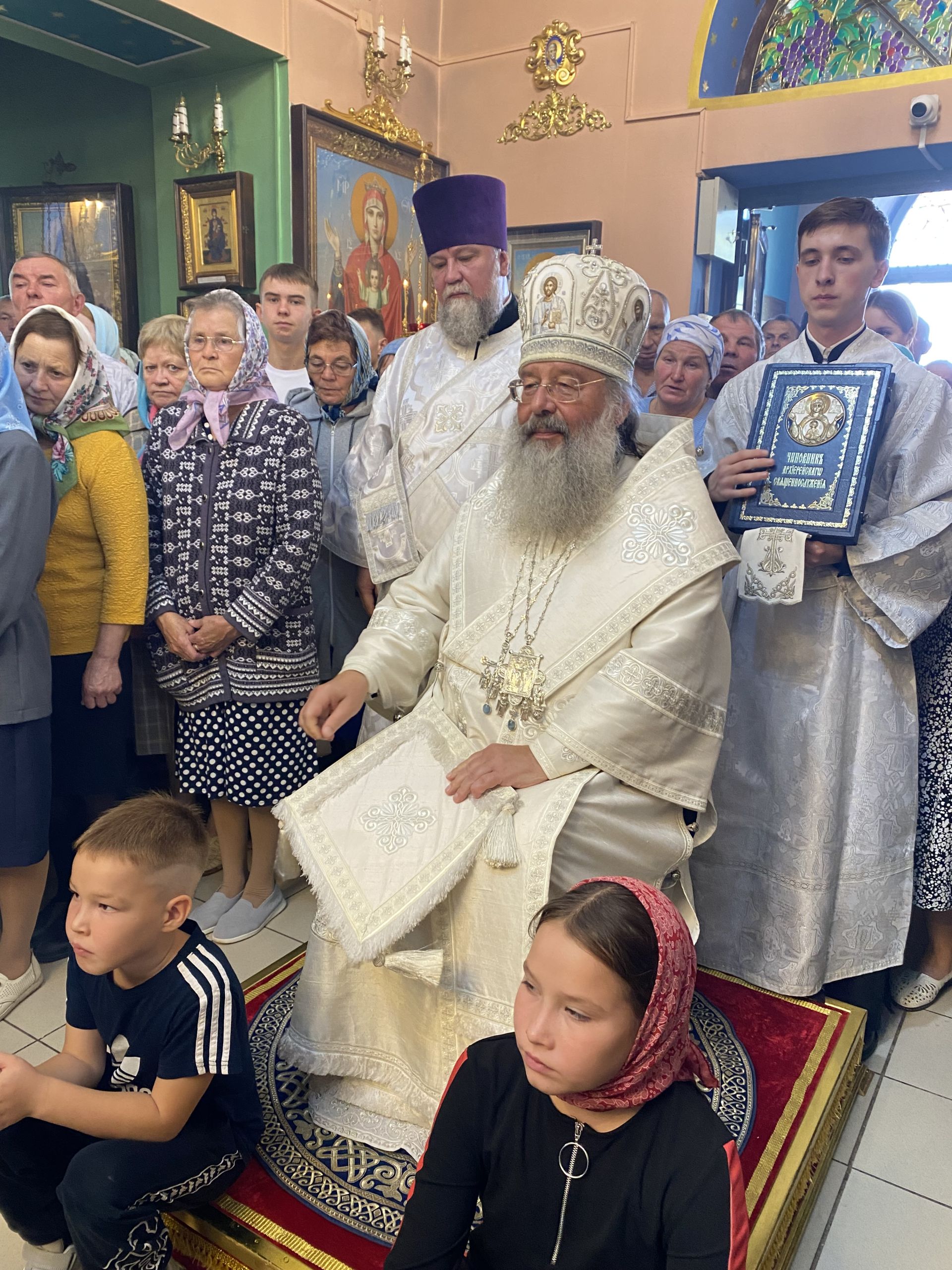Кукмара районына митрополит Кирилл килде