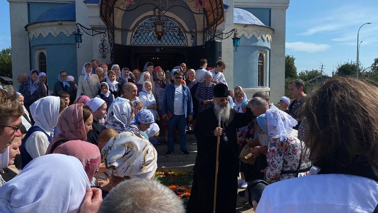Кукмара районына митрополит Кирилл килде