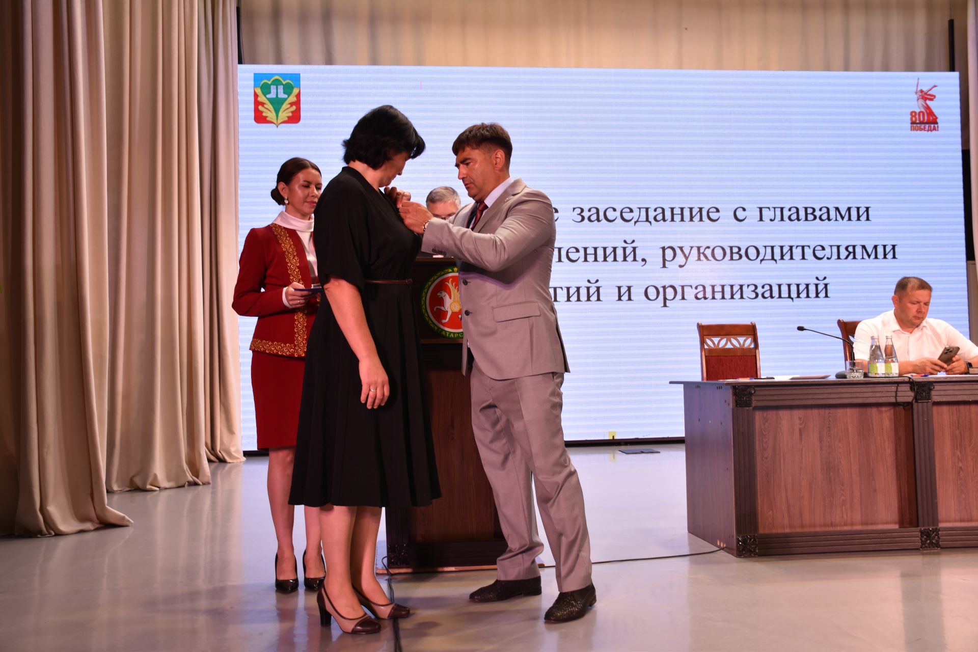 Жителей Кукморского района наградили на расширенной планерке