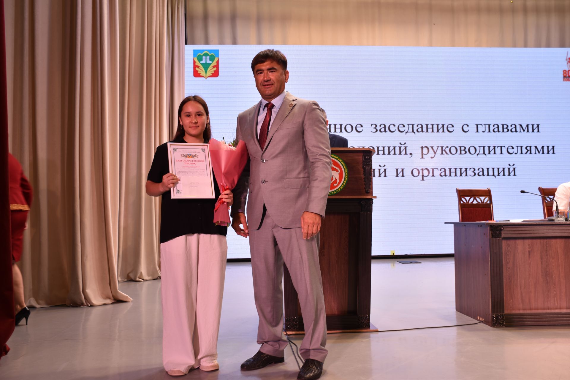 Жителей Кукморского района наградили на расширенной планерке