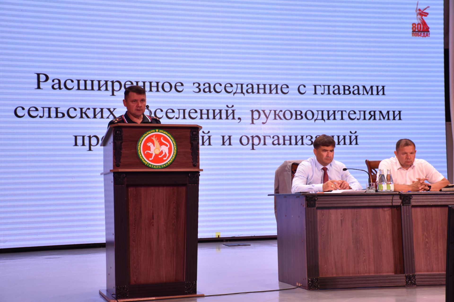 Жизнь и безопасность жителей – на первом месте: В Кукморе прошло расширенное заседание с главой района