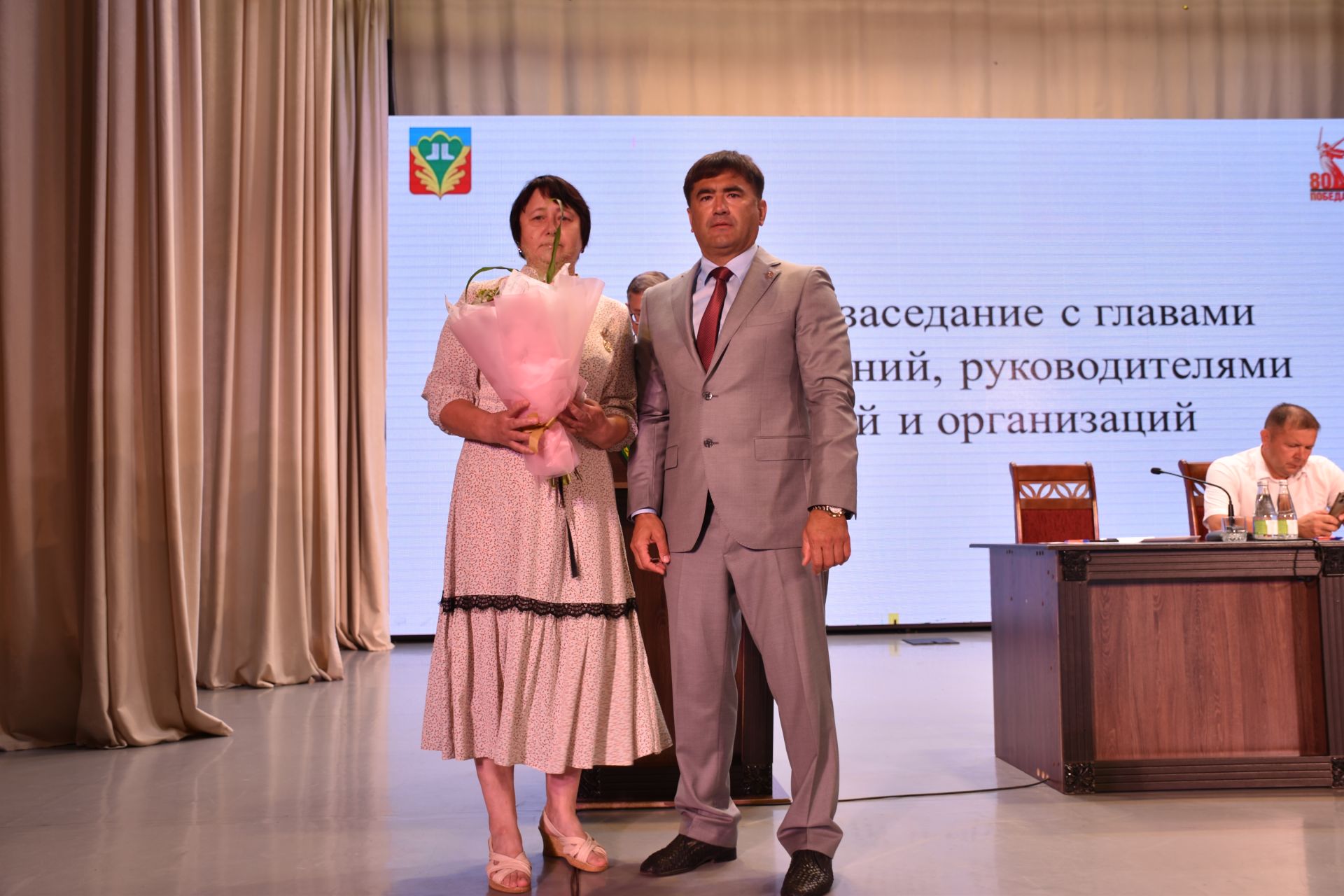 Жителей Кукморского района наградили на расширенной планерке