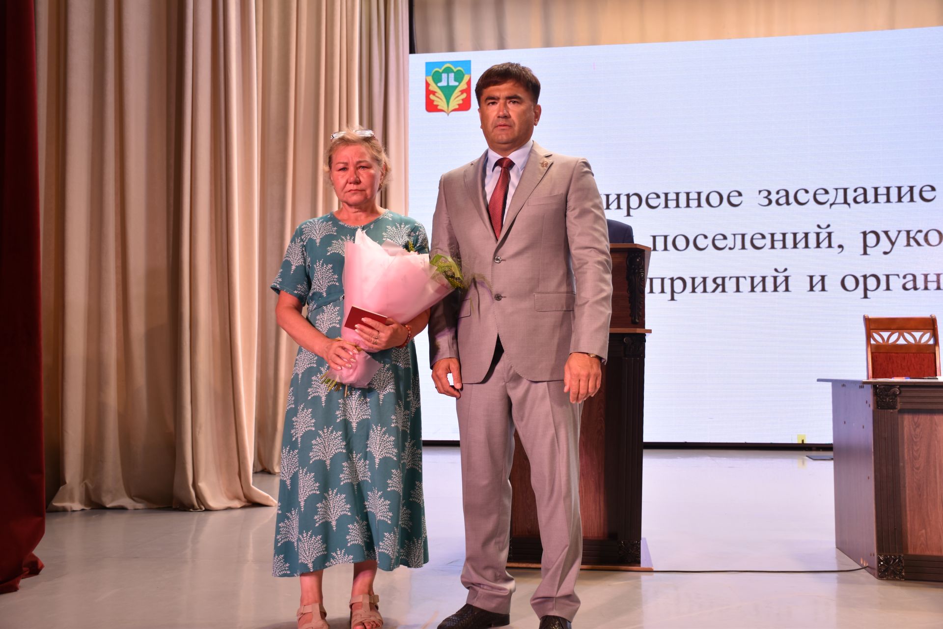 Жителей Кукморского района наградили на расширенной планерке