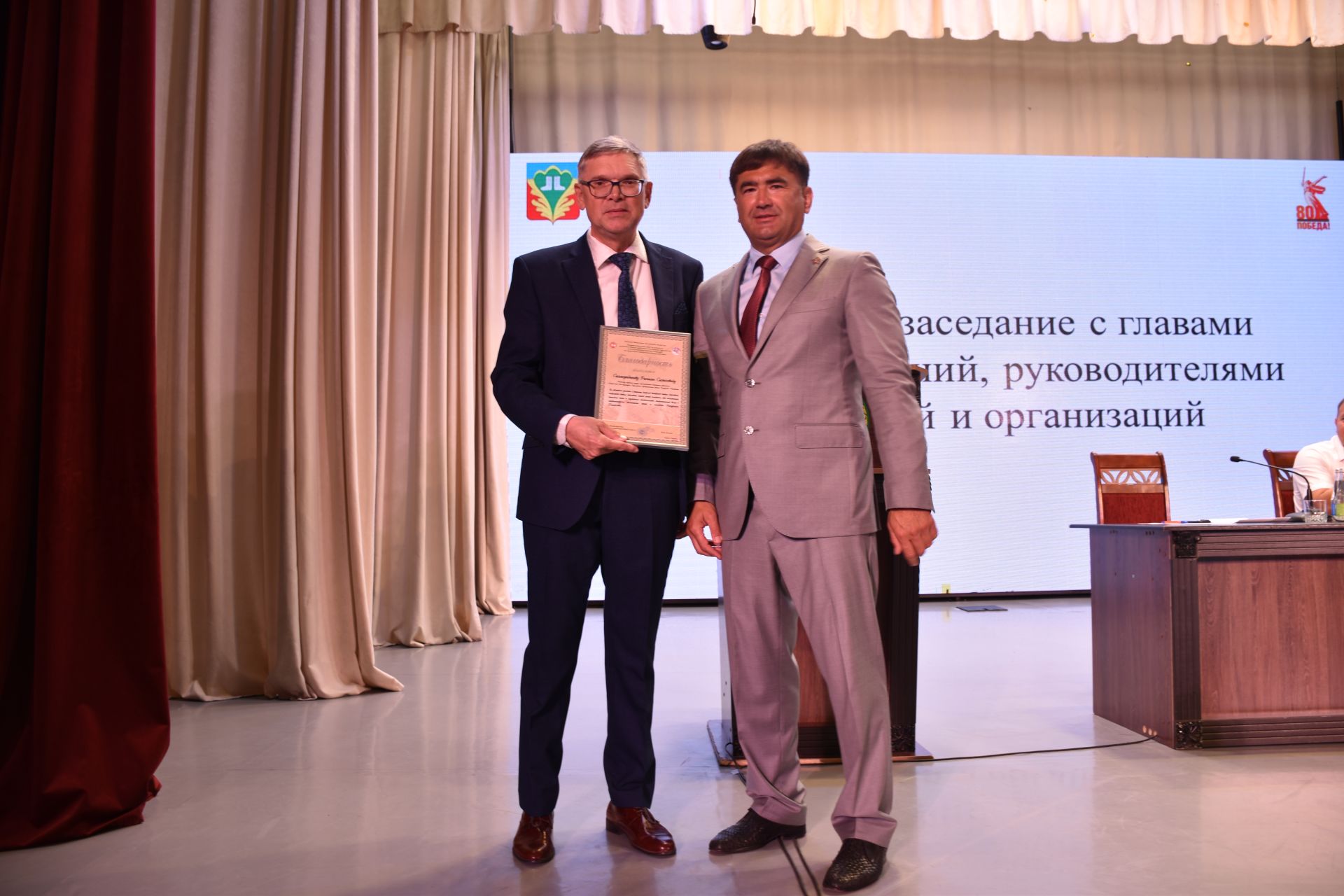 Жителей Кукморского района наградили на расширенной планерке
