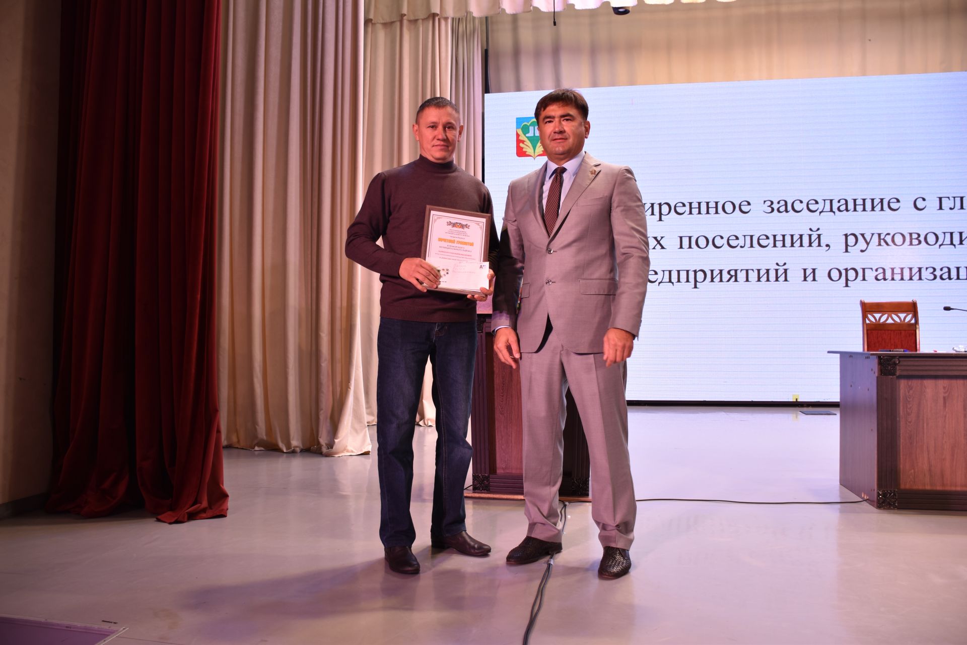 Актуальные вопросы района и выборы Раиса: в Кукморе прошло расширенное заседание