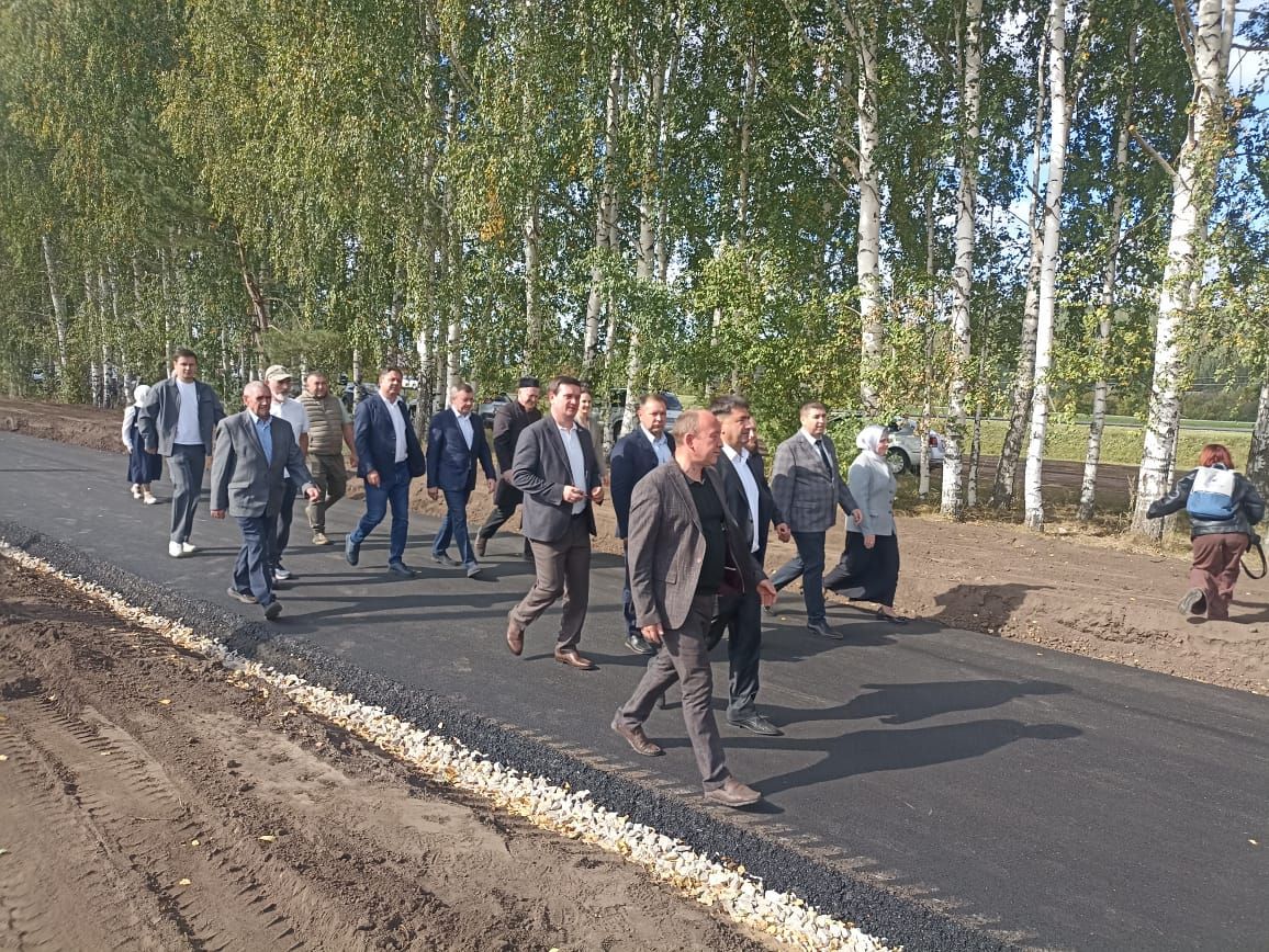 Кукмара районының Камышлы авылында төзелгән яңа йортлардан ачкычлар ияләренә тапшырылды