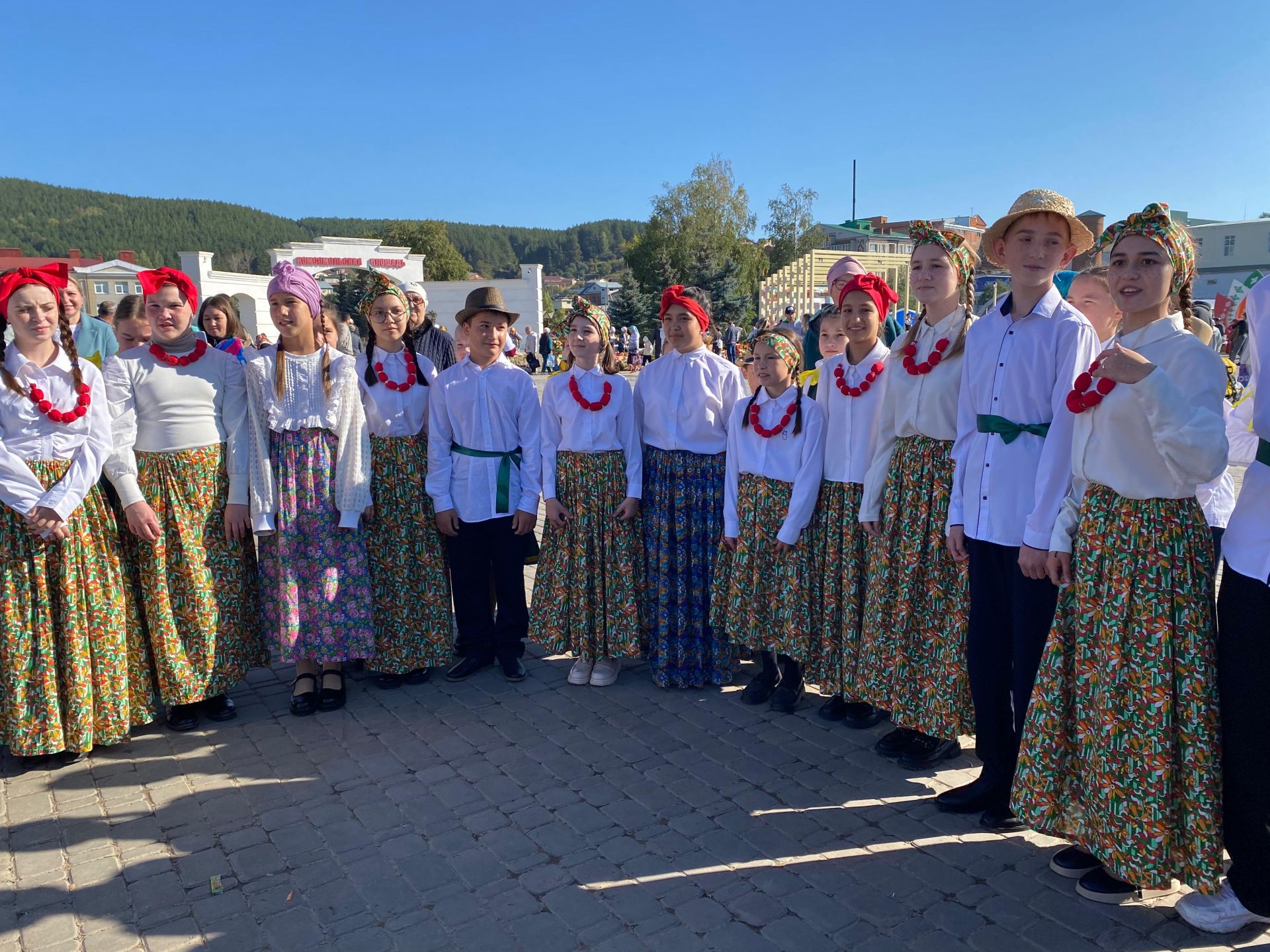 Кукмарада мәгариф учреждениеләренең көзге ярминкәсе гөрләде