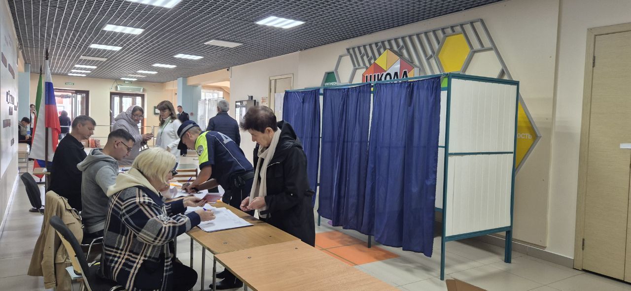 Кукмараның 1664нче номерлы сайлау участогында иртәдән халык өзелми